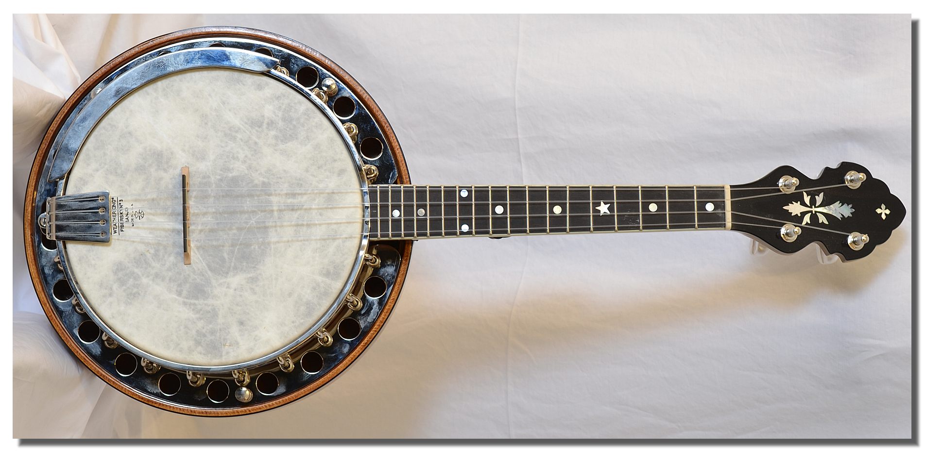 Wayne Fairchild Banjo Uke 2011 - www.12fret.com