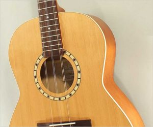 Discontinued: Art and Lutherie Tres Natural Cedar QIT